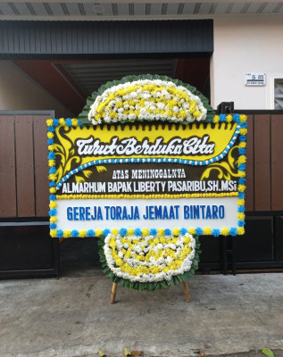 Papan Bunga Duka di Angkola Barat